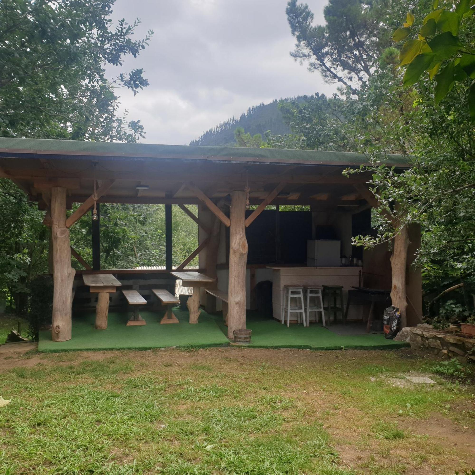 El Buho De La Remolina Pension Bode Buitenkant foto